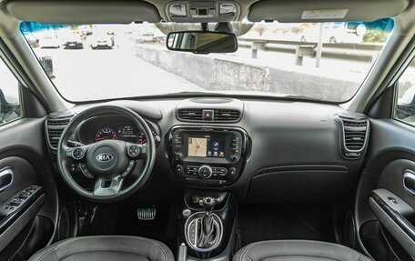KIA Soul II рестайлинг, 2019 год, 1 598 000 рублей, 13 фотография