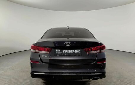KIA Optima IV, 2019 год, 1 850 000 рублей, 7 фотография