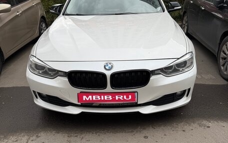 BMW 3 серия, 2014 год, 1 300 000 рублей, 1 фотография