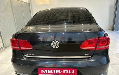 Volkswagen Passat B7, 2011 год, 739 000 рублей, 6 фотография