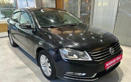 Volkswagen Passat B7, 2011 год, 739 000 рублей, 3 фотография