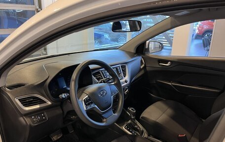 Hyundai Solaris II рестайлинг, 2020 год, 1 734 000 рублей, 22 фотография