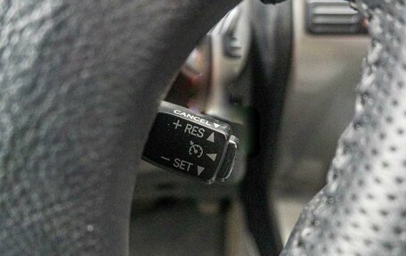Toyota Land Cruiser Prado 120 рестайлинг, 2006 год, 2 189 000 рублей, 26 фотография