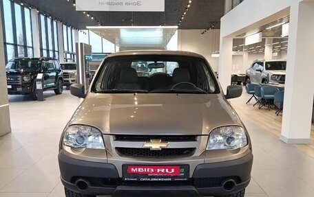 Chevrolet Niva I рестайлинг, 2012 год, 349 000 рублей, 2 фотография