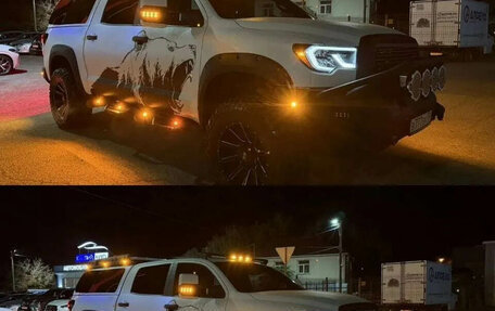 Toyota Tundra II, 2011 год, 6 300 000 рублей, 2 фотография