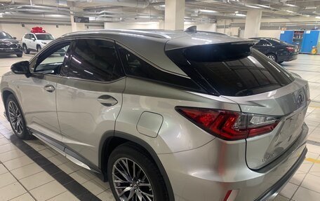 Lexus RX IV рестайлинг, 2018 год, 6 350 000 рублей, 3 фотография