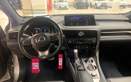 Lexus RX IV рестайлинг, 2018 год, 6 350 000 рублей, 6 фотография