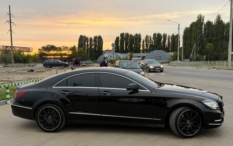 Mercedes-Benz CLS, 2012 год, 1 800 000 рублей, 2 фотография