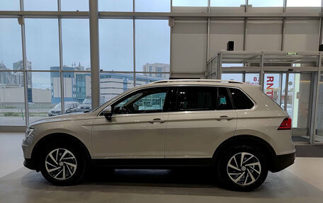 Volkswagen Tiguan II, 2018 год, 2 523 000 рублей, 12 фотография