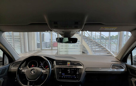 Volkswagen Tiguan II, 2018 год, 2 523 000 рублей, 18 фотография