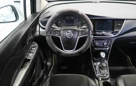 Buick Encore I, 2022 год, 1 600 000 рублей, 13 фотография