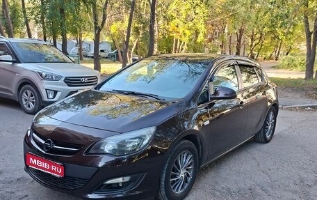 Opel Astra J, 2013 год, 450 000 рублей, 1 фотография