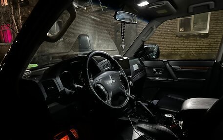 Mitsubishi Pajero IV, 2007 год, 1 200 000 рублей, 6 фотография