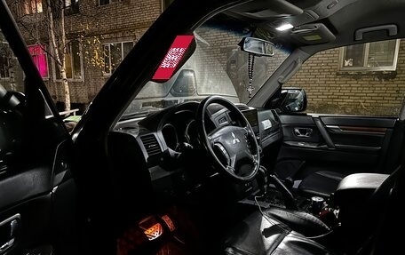 Mitsubishi Pajero IV, 2007 год, 1 200 000 рублей, 5 фотография