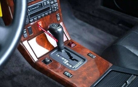 Mercedes-Benz SL-Класс, 1994 год, 5 260 000 рублей, 25 фотография