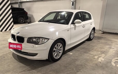 BMW 1 серия, 2009 год, 1 150 000 рублей, 2 фотография