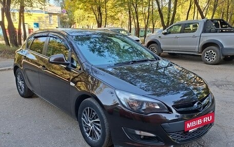 Opel Astra J, 2013 год, 450 000 рублей, 2 фотография