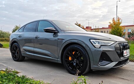 Audi e-tron I, 2021 год, 5 990 000 рублей, 10 фотография