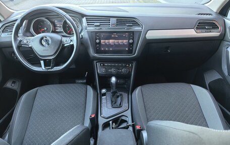 Volkswagen Tiguan II, 2019 год, 2 699 000 рублей, 6 фотография