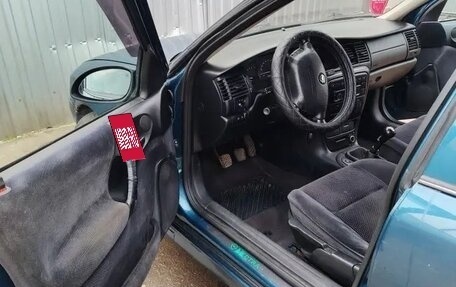 Opel Vectra B рестайлинг, 2001 год, 180 000 рублей, 4 фотография