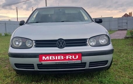 Volkswagen Golf IV, 1998 год, 290 000 рублей, 2 фотография