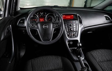 Opel Astra J, 2013 год, 999 000 рублей, 6 фотография
