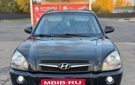 Hyundai Tucson III, 2008 год, 700 000 рублей, 2 фотография
