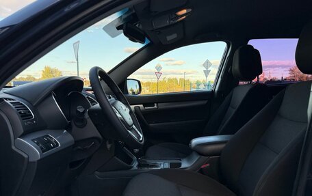 KIA Sorento II рестайлинг, 2013 год, 1 899 000 рублей, 9 фотография
