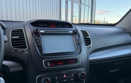 KIA Sorento II рестайлинг, 2013 год, 1 899 000 рублей, 18 фотография