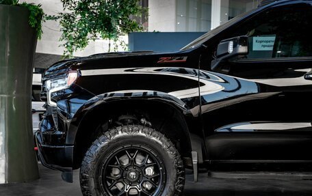 Chevrolet Silverado, 2022 год, 9 000 000 рублей, 7 фотография
