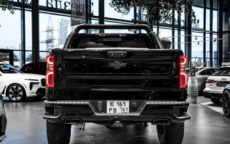 Chevrolet Silverado, 2022 год, 9 000 000 рублей, 17 фотография