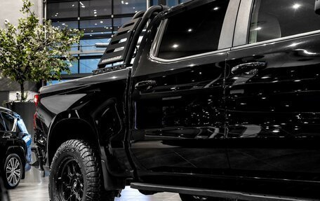 Chevrolet Silverado, 2022 год, 9 000 000 рублей, 21 фотография