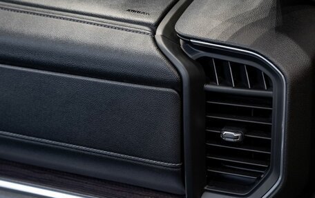 Chevrolet Silverado, 2022 год, 9 000 000 рублей, 31 фотография