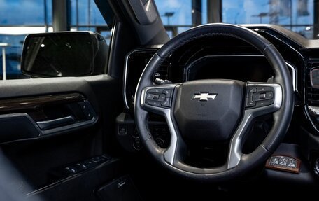 Chevrolet Silverado, 2022 год, 9 000 000 рублей, 35 фотография