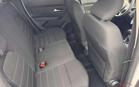 Dacia Duster II, 2023 год, 1 750 000 рублей, 6 фотография