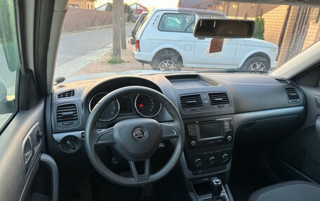 Skoda Yeti I рестайлинг, 2016 год, 1 075 000 рублей, 11 фотография