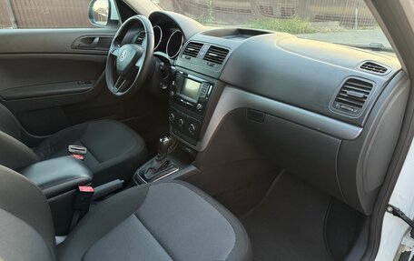 Skoda Yeti I рестайлинг, 2016 год, 1 075 000 рублей, 8 фотография