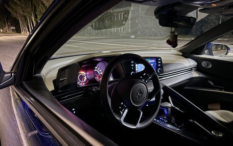 Hyundai Elantra, 2021 год, 1 777 000 рублей, 9 фотография