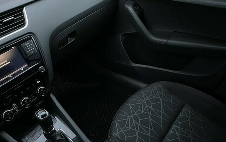 Skoda Octavia, 2019 год, 1 900 000 рублей, 12 фотография