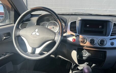 Mitsubishi L200 IV рестайлинг, 2013 год, 1 632 000 рублей, 15 фотография