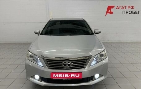 Toyota Camry, 2013 год, 1 890 000 рублей, 2 фотография