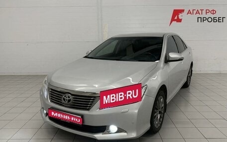 Toyota Camry, 2013 год, 1 890 000 рублей, 1 фотография