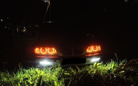 BMW 3 серия, 2001 год, 520 000 рублей, 13 фотография