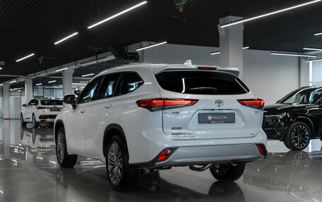 Toyota Highlander, 2026 год, 5 700 000 рублей, 4 фотография