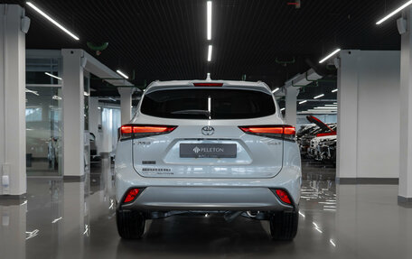 Toyota Highlander, 2026 год, 5 700 000 рублей, 6 фотография