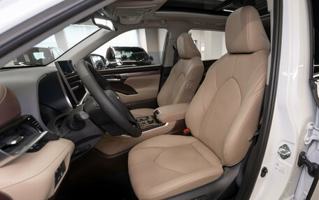 Toyota Highlander, 2026 год, 5 700 000 рублей, 9 фотография