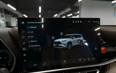 Toyota Highlander, 2026 год, 5 700 000 рублей, 23 фотография