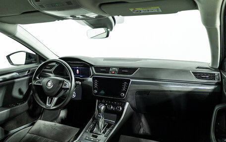 Skoda Superb III рестайлинг, 2019 год, 2 599 700 рублей, 9 фотография