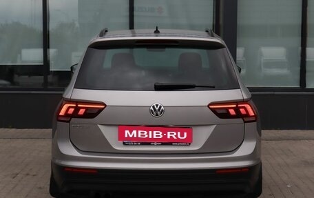 Volkswagen Tiguan II, 2019 год, 2 255 000 рублей, 4 фотография