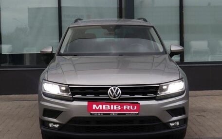Volkswagen Tiguan II, 2019 год, 2 255 000 рублей, 8 фотография